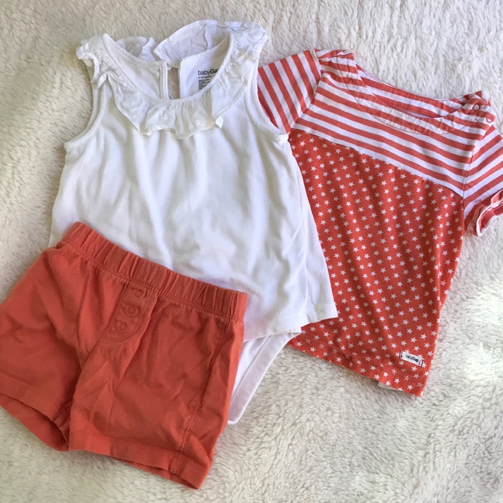 Tee and shorts set bundle